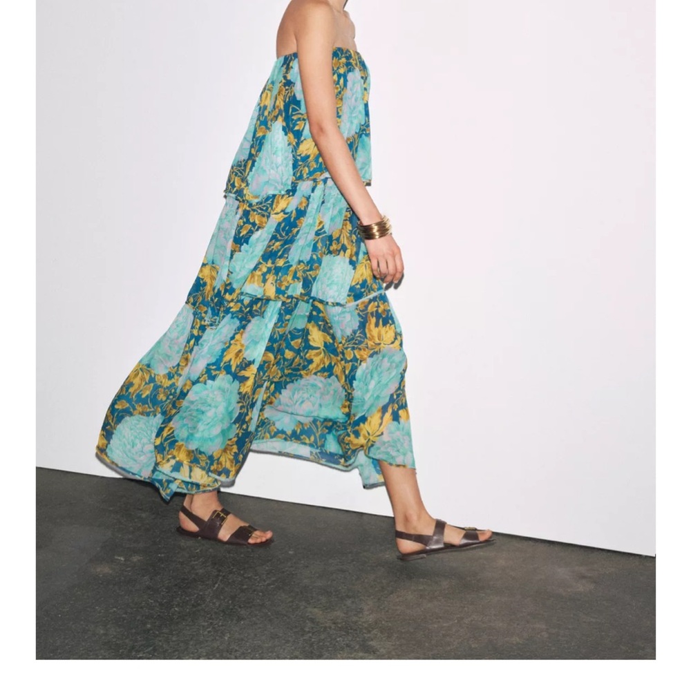 XS NWT Zara Floral Blue and Yellow Dress